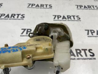 Замок двери правый задний TOYOTA VITZ SCP10 1SZFE 6933052030 5 ракурс
