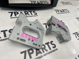 Консоль магнитофона SUZUKI SWIFT ZC32S M16A 2 ракурс Консоль магнитофона SUZUKI SWIFT ZC32S M16A 2 ракурс