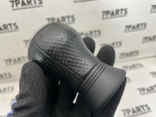 Ручка кпп TOYOTA VITZ NCP131 1NZFE 2 ракурс
