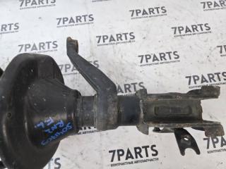 Стойка правая передняя HONDA STREAM RN2 D17A 5 ракурс