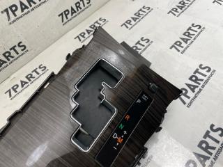 Консоль кпп TOYOTA AVENSIS ZRT272 3ZRFAE 4 ракурс Консоль кпп TOYOTA AVENSIS ZRT272 3ZRFAE 4 ракурс