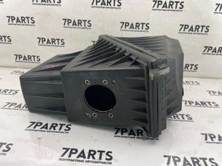 Корпус воздушного фильтра NISSAN PRESAGE U30 KA24DE 165005V100 5 ракурс
