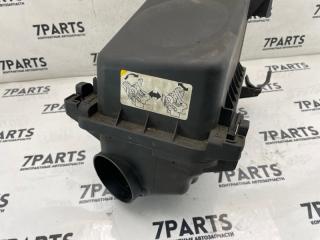 Корпус воздушного фильтра TOYOTA AVENSIS AZT251 2AZFSE 17701-0D041 4 ракурс Корпус воздушного фильтра TOYOTA AVENSIS AZT251 2AZFSE 17701-0D041 4 ракурс