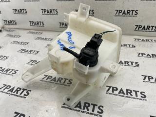 Бачок стеклоомывателя TOYOTA VITZ KSP130 1KRFE 3 ракурс