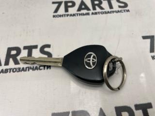 Ключ зажигания TOYOTA ISIS ZNM10 2 ракурс