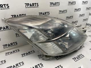 Фара правая передняя TOYOTA ISIS ZNM10 1ZZFE 44-61 2 ракурс