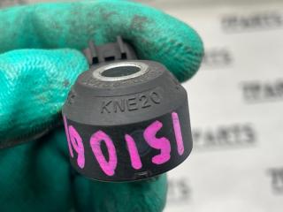 Датчик детонации NISSAN ELGRAND ME51 VQ25DE 220602A000,KNE20 4 ракурс