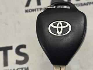 Ключ зажигания TOYOTA ISIS ZNM10 1ZZFE 4 ракурс