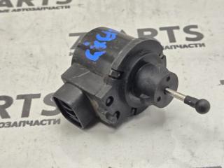 Корректор фары TOYOTA ALTEZZA SXE10 3SGE 85661-33010 1 ракурс