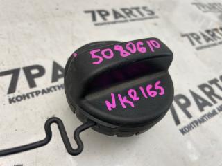 Крышка топливного бака TOYOTA COROLLA AXIO NKE165 1NZFXE 7730052030 2 ракурс