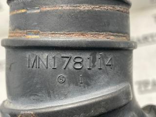 Патрубок воздушн.фильтра MITSUBISHI COLT PLUS Z27W 4G15T MN178114 5 ракурс