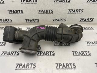 Патрубок воздушн.фильтра TOYOTA AVENSIS AZT250 1AZFSE 178810H040 2 ракурс Патрубок воздушн.фильтра TOYOTA AVENSIS AZT250 1AZFSE 178810H040 2 ракурс