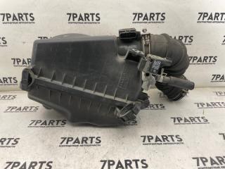 Корпус воздушного фильтра TOYOTA ISIS ZNM10 1ZZFE 17700-22120 1 ракурс