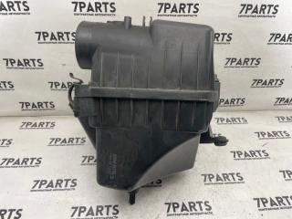 Корпус воздушного фильтра TOYOTA CELSIOR UCF31 3UZFE 17700-50220 2 ракурс Корпус воздушного фильтра TOYOTA CELSIOR UCF31 3UZFE 17700-50220 2 ракурс
