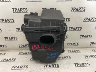 Корпус воздушного фильтра TOYOTA YARIS KSP210 1KRFE 17700-40290 1 ракурс Корпус воздушного фильтра TOYOTA YARIS KSP210 1KRFE 17700-40290 1 ракурс