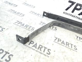 Крепление бака SUZUKI AERIO RD51S M18A 4 ракурс