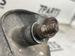 Трапеция дворников TOYOTA AVENSIS AZT250 1AZFSE 3 ракурс Трапеция дворников TOYOTA AVENSIS AZT250 1AZFSE 3 ракурс