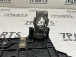 Клемма NISSAN LEAF ZE0 EM61 3 ракурс