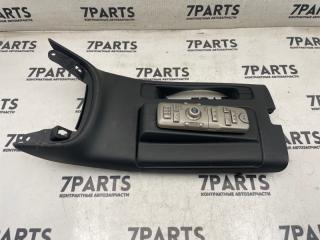 Консоль кпп TOYOTA AVENSIS 2003