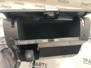 Бардачок SUZUKI AERIO RD51S M18A 4 ракурс Бардачок SUZUKI AERIO RD51S M18A 4 ракурс