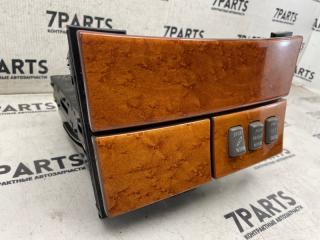 Консоль центральная TOYOTA CELSIOR UCF31 3UZFE 2 ракурс