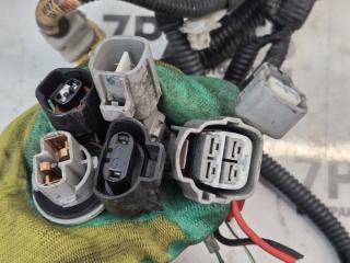 Коса под капот TOYOTA CELSIOR UCF31 3UZFE 8211150A90 4 ракурс