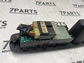 Блок упр. стеклоподьемниками правый передний MAZDA DEMIO DW3W B3 D20166350 5 ракурс