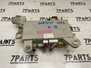 Блок предохранителей правый TOYOTA CELSIOR UCF31 3UZFE ,82730-50110 4 ракурс