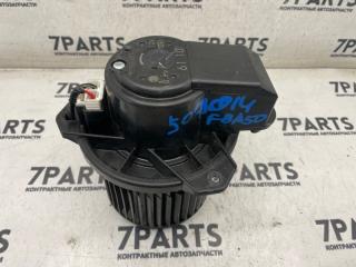 Мотор печки MITSUBISHI FUSO CANTER FBA50 4P10 2 ракурс Мотор печки MITSUBISHI FUSO CANTER FBA50 4P10 2 ракурс