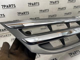 Решетка радиатора TOYOTA ISIS ZNM10 1ZZFE 5 ракурс