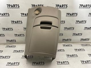 Подстаканник TOYOTA ISIS ZNM10 1 ракурс
