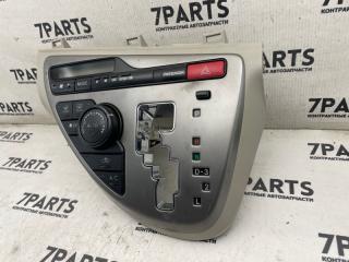 Климат-контроль TOYOTA ISIS ZNM10 1ZZFE 88650-44430 3 ракурс