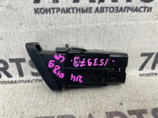 Кнопка аварийной сигнализации MAZDA PREMACY CP8W FPDE B25D664H000 3 ракурс