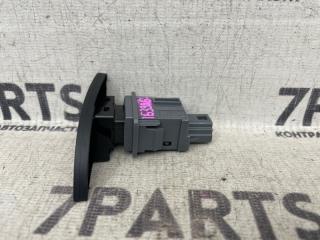 Кнопка аварийной сигнализации SUBARU TREZIA NSP120 1NR-FE 4 ракурс
