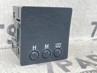 Часы TOYOTA AQUA NHP10 2 ракурс