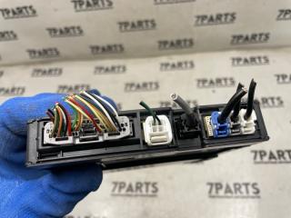 Блок управления TOYOTA YARIS KSP210 1KRFE 86741-11041 3 ракурс