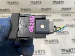 Кнопка корректора фар TOYOTA ISIS ZNM10 2 ракурс