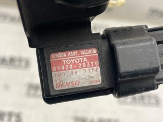 Map-сенсор TOYOTA AVENSIS AZT250 1AZFSE 89420-20370 4 ракурс