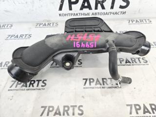 Патрубок воздушн.фильтра TOYOTA YARIS KSP210 1KRFE 1788240020 2 ракурс Патрубок воздушн.фильтра TOYOTA YARIS KSP210 1KRFE 1788240020 2 ракурс