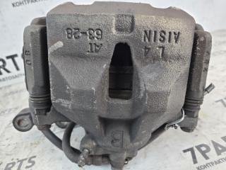 Ступица левая передняя TOYOTA ISIS ZNM10 1ZZFE 4 ракурс Ступица левая передняя TOYOTA ISIS ZNM10 1ZZFE 4 ракурс
