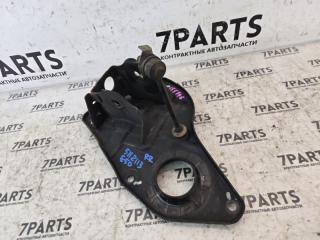 Крепление рычага правое заднее NISSAN ELGRAND ALWE50 VG33E 55180VE020 5 ракурс Крепление рычага правое заднее NISSAN ELGRAND ALWE50 VG33E 55180VE020 5 ракурс