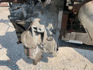 АКПП MITSUBISHI DIAMANTE F31A 6G73 MD978215 5 ракурс АКПП MITSUBISHI DIAMANTE F31A 6G73 MD978215 5 ракурс