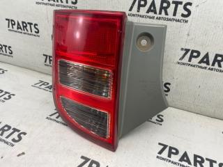Стоп левый задний TOYOTA ISIS ZNM10 1ZZFE 44-64 3 ракурс