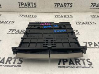 Подстаканник NISSAN ELGRAND 2000