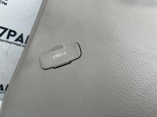 Подстаканник TOYOTA ISIS ZNM10 1ZZFE 3 ракурс