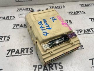 Блок предохранителей TOYOTA ALPHARD ANH10 2AZFE 8273058022 3 ракурс