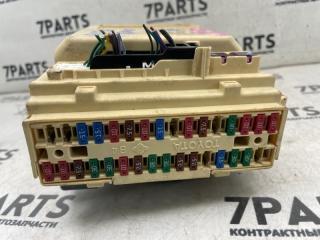 Блок предохранителей TOYOTA ALPHARD ANH10 2AZFE 8273058022 5 ракурс