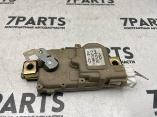 Замок багажника NISSAN PRIMERA TP12 QR20DE 84680AU000 2 ракурс