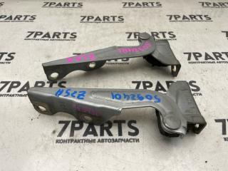 Крепление капота MITSUBISHI COLT Z25A 4G19 3 ракурс