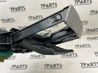 Подстаканник NISSAN ELGRAND ALE50 VG33E 68430VE010 5 ракурс